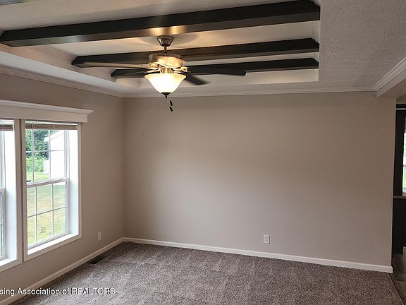 2nd image of 1140 Maple Leaf Ct