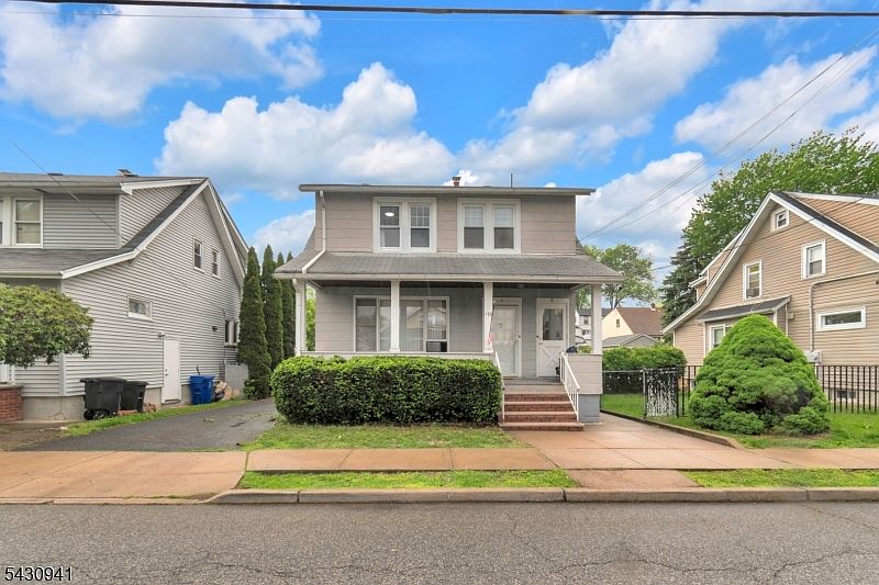 1st image of 179 Dewey Ave