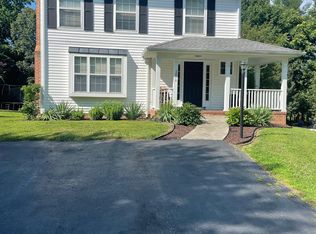 2078 Timber Pointe Rd, Charlottesville, VA 22911