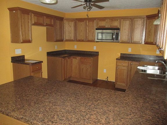 3rd image of 10266 Ackley Blvd