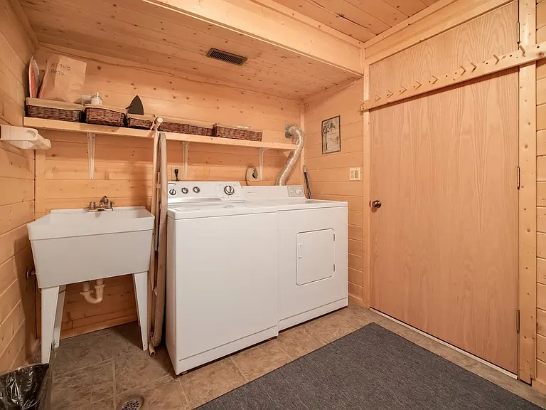 Laundry Room Cabinet
