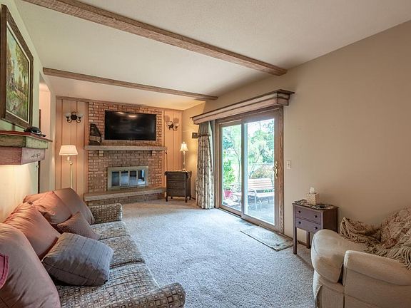 5th image of 10825 Crooked Lake Blvd NW
