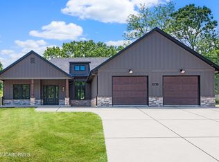 816 Friendship Rd, Jefferson City, MO 65101