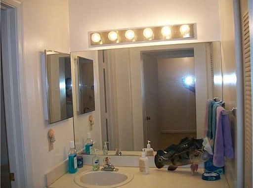 4th image of 2229 Discovery Cir W #2229