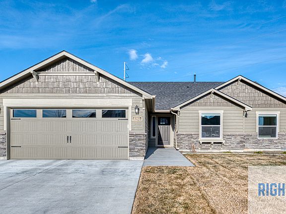 3rd image of 6260 W Los Flores Dr