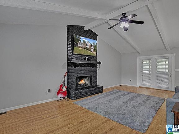 3rd image of 5631 Desoto Dr