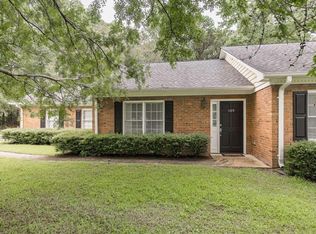 105 Friendship Pl, Winterville, GA 30605