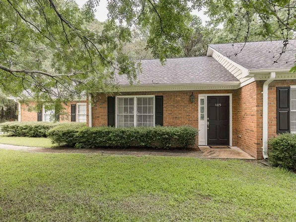 105 Friendship Pl, Winterville, GA 30605