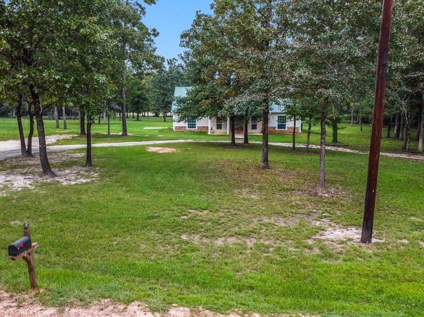 412 Sandy Ln, Moscow, TX 75960