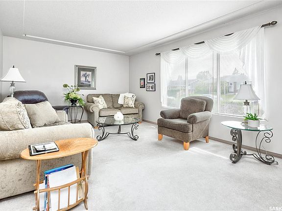 3rd image of 406 26th St E