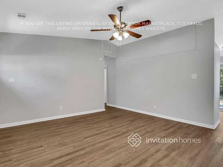 1459 Meadowlark Dr — Photo 9