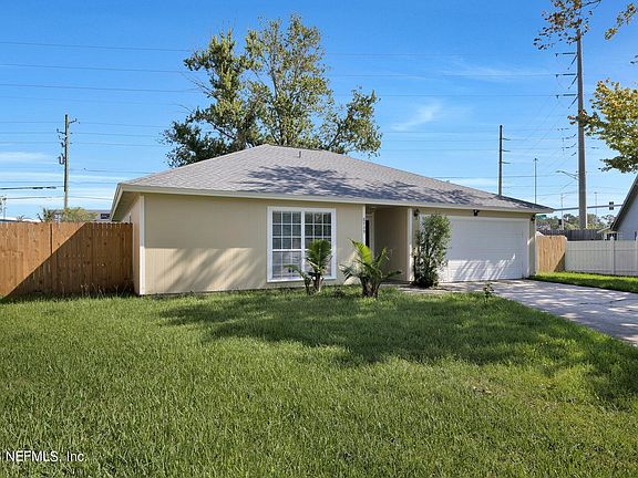 3rd image of 6939 CANE GRASS Lane E