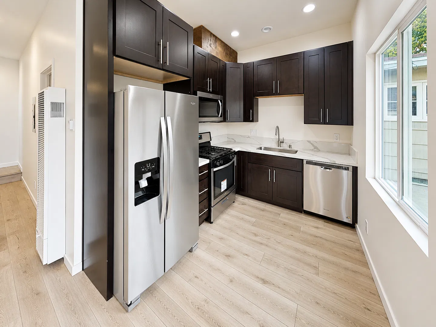 4BD/2BA on Mary Lane! — Photo 3