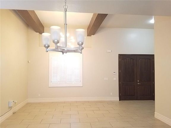 4th image of 3203 Red Orchard Dr