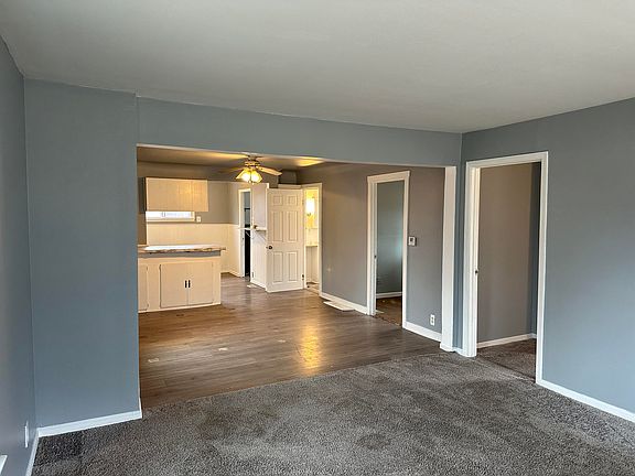 5th image of 336 W Granet Ave