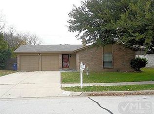 6325 Sunnybrook Dr, Watauga, TX 76148