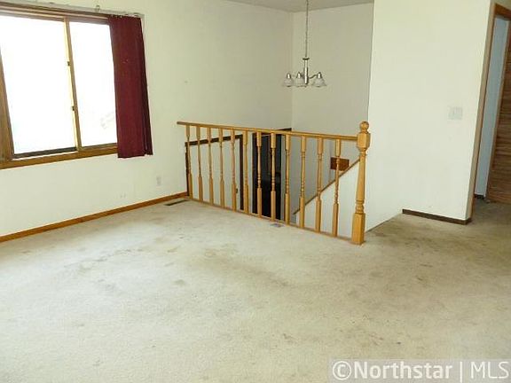 5th image of 7325 Fremont Ave N