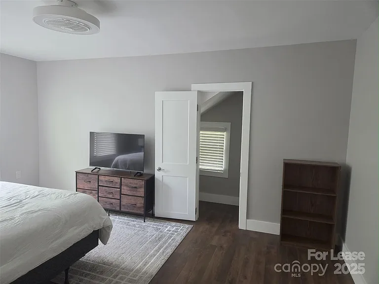 238 S Main St — Photo 14
