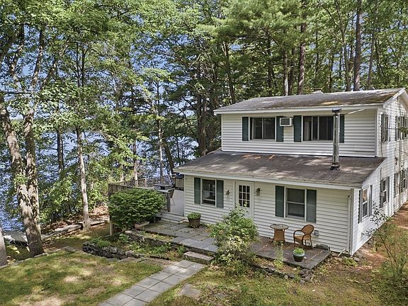 2nd image of 134 Peninsula Dr