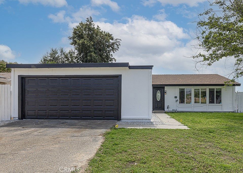 1st image of 5631 Buckboard Dr