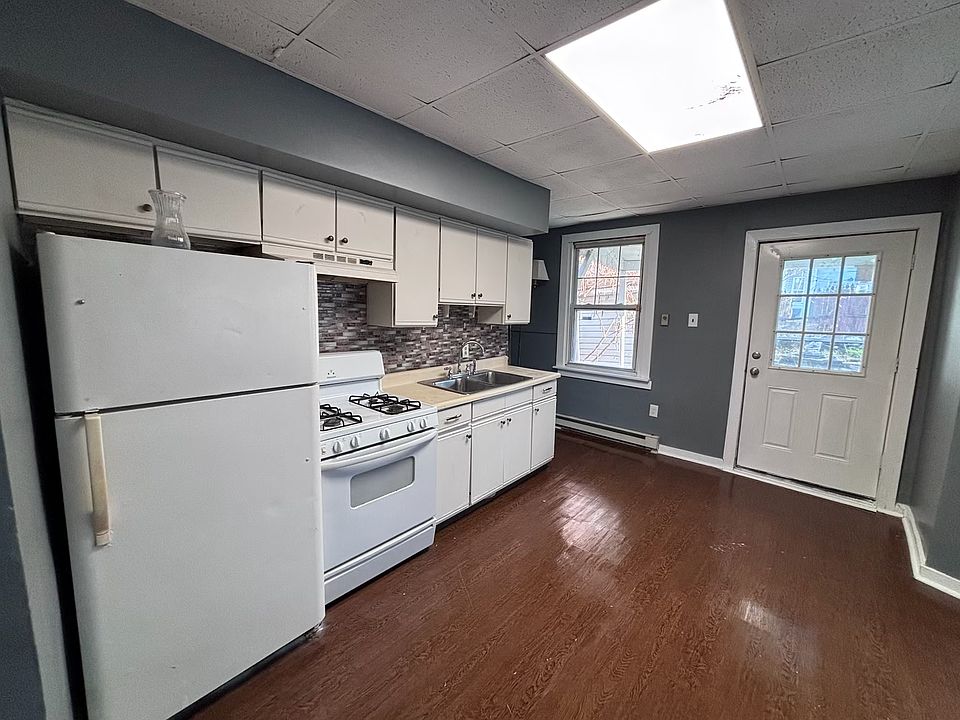 1st image of 805 Central Ave #1