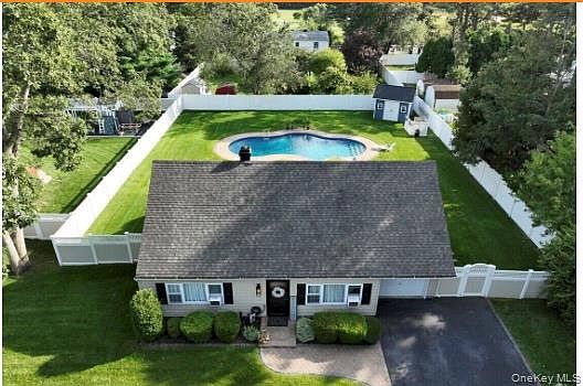 1st image of 3 Lacebark Lane
