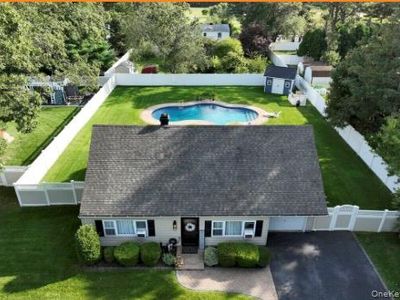 3 Lacebark Lane, Medford, NY, 11763