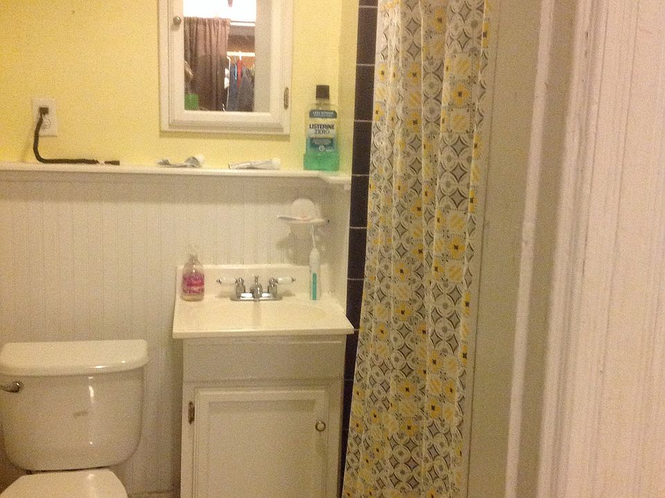 1st image of 127 Claremont Ave #2