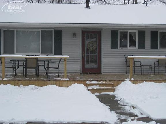 2nd image of 144 Eastman St