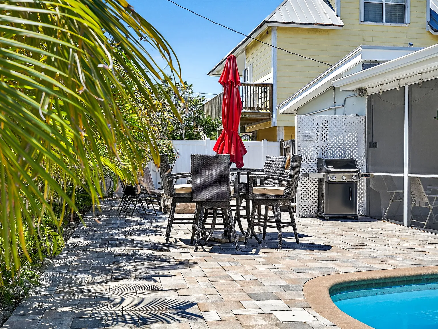 3 bed, 1200 sqft, $5,500 — Photo 4