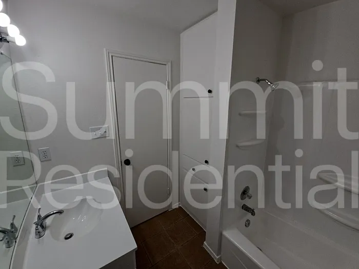1104 Columbia Ave #B — Photo 13