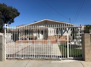 24112 Arch St, Santa Clarita, CA 91321