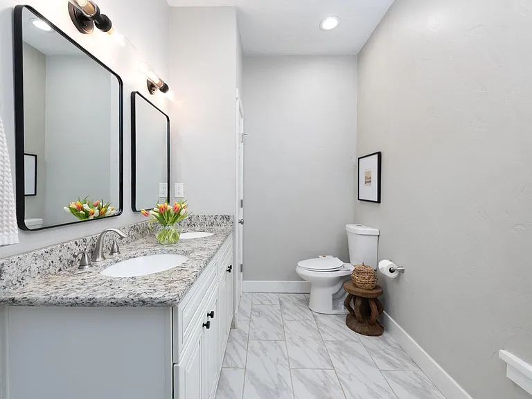 847 E Costilla St — Photo 18