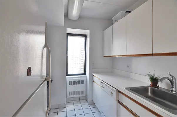 Rented by BLU Real Estate | media 13