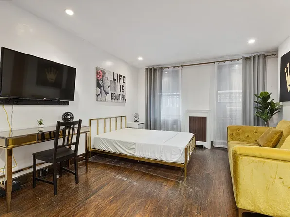 258 Clinton Avenue image 1 of 5