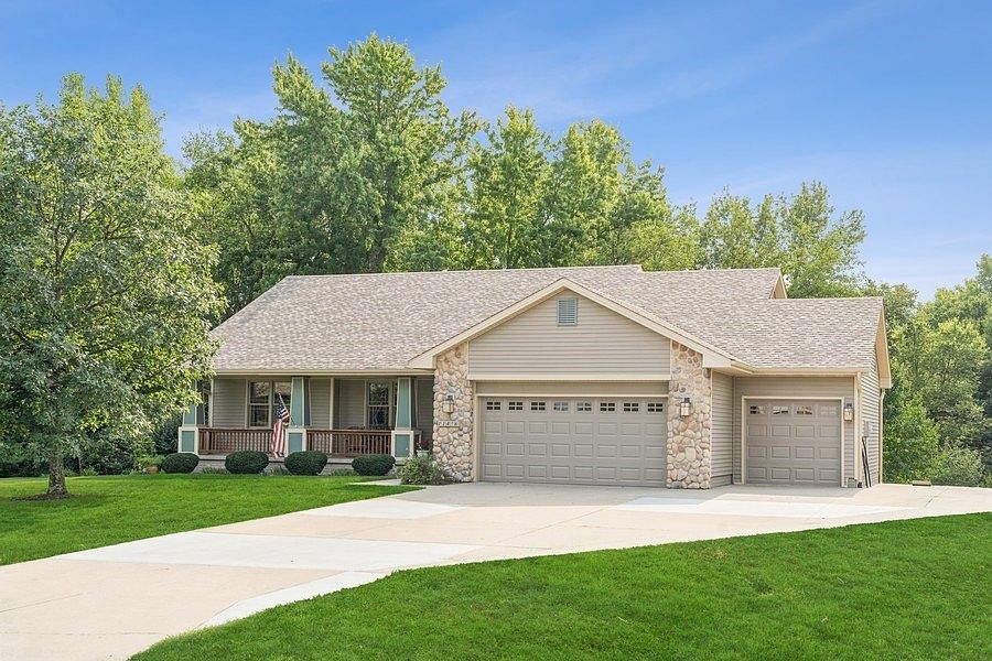 11456 NW 116th Ct, Granger, IA 50109 | Zillow