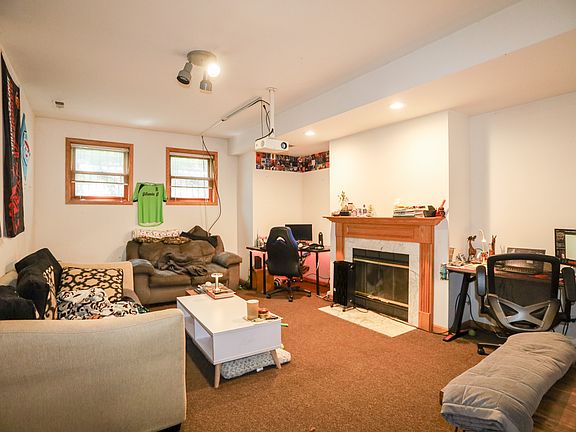 5th image of 1940 W Diversey Pkwy APT 2W