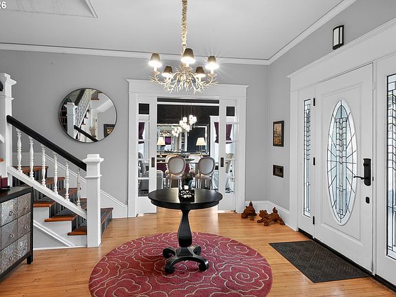 5th image of 211 S 3rd St