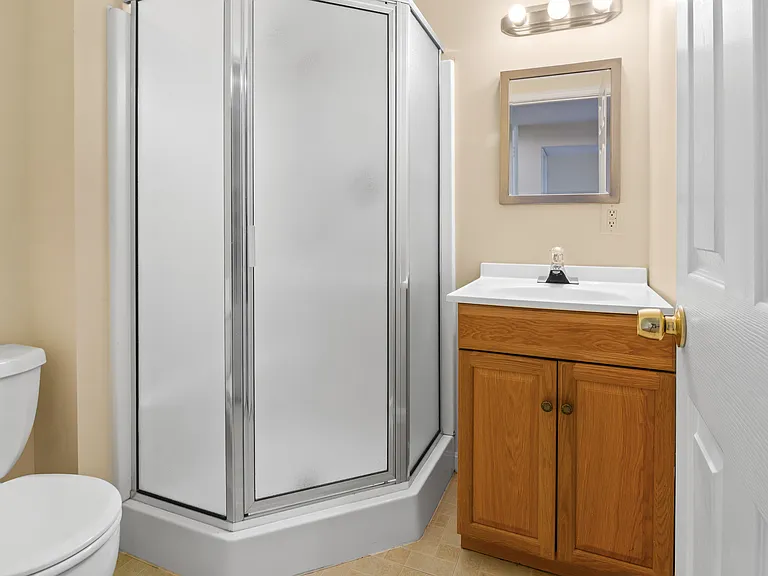 26 Wessex Ct — Photo 22