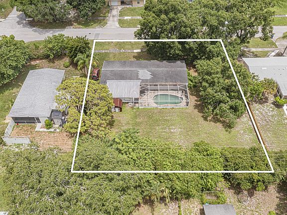2nd image of 2185 32nd Avenue