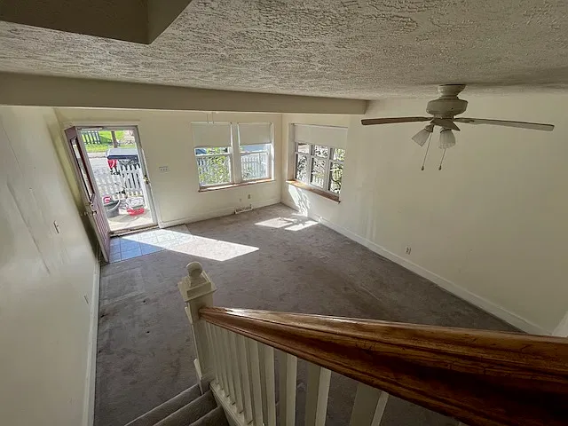 3 bed, 1.5 bath, $1,495 — Photo 4