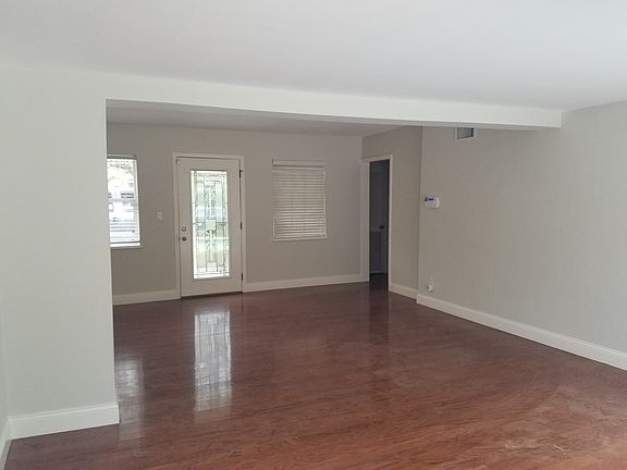 3rd image of 402 Bon Aire Ave