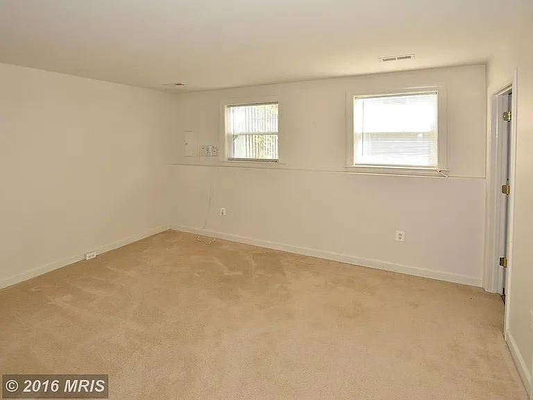 8023 Duck Pond Ter — Photo 16