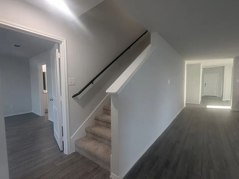 868 Eagles Nest Dr — Photo 16