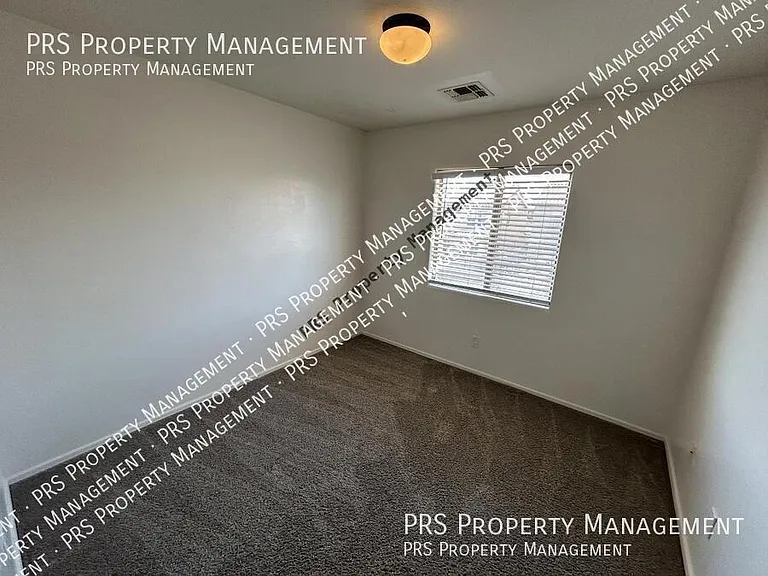 45563 W Starlight Dr — Photo 35