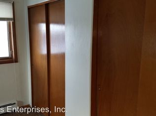 416 14th St N APT 3, Breckenridge, MN 56520