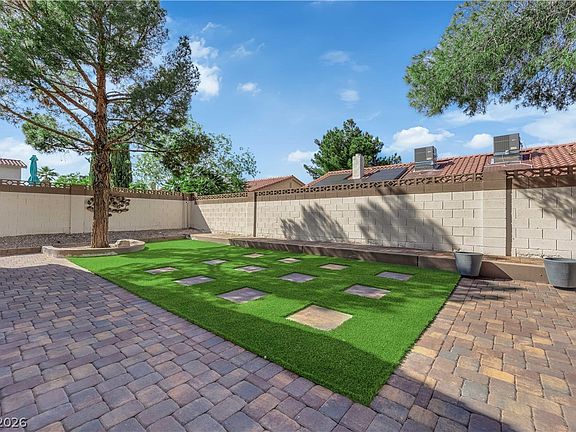 3rd image of 8604 Abanico Ct