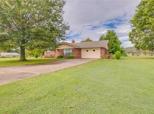 3400 N Mountain Rd, Springdale, AR 72764