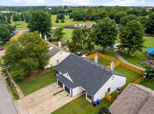 1504 W Madison St, Broken Arrow, OK 74012