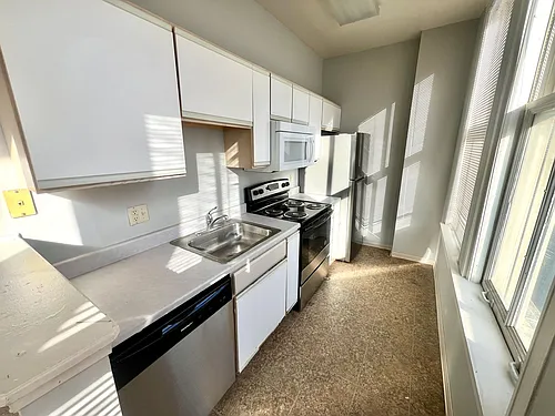 Floor plan 407
